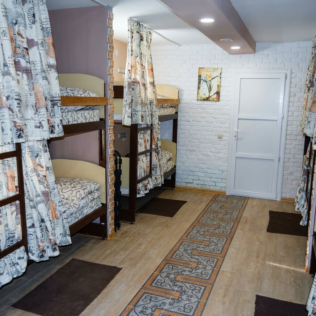 Місце в чоловічому номері